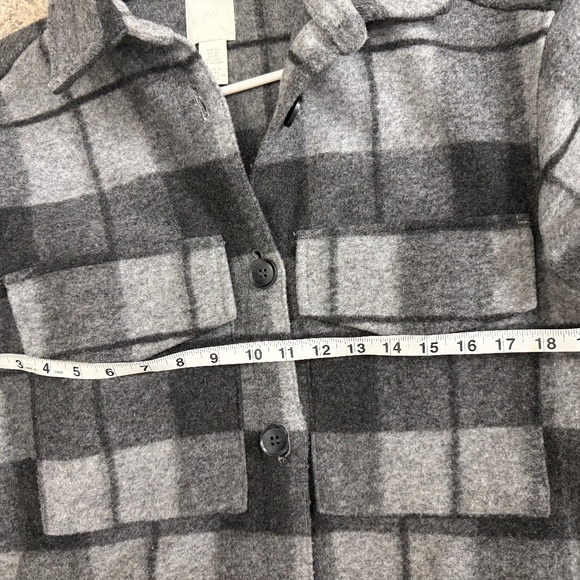 H&M Long Shirt Jacket Shacket Lightweight Coat Plaid Gray Black NWOT XS - Picture 5 of 7
